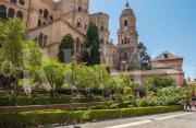 Inviting 2-Bed Apartment, Heart of Málaga REMS