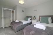 Top East Kilbride