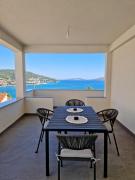 Apartment ROBI sea view near Trogir