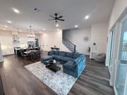 3 BR 3 BA, Lakeside Townhouse mins to Kemah & NASA