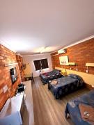 Top Glen Innes