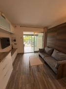 Studio jardin 4 pers piscine plage Le Lavandou