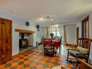 Top Llanfair Caereinion