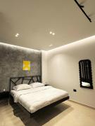 DuoNest Gray Loft Studio