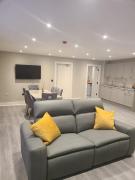 Cosy Private Ensuite Room in Central Blackburn