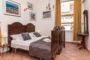 Amoret Apartments