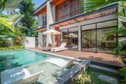 Contemporary 5BR Luxury Villa Just 400m to the Sea