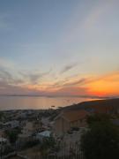 Top Saronida