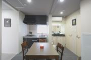Spacious Stay for up to 8 Guests, 3 Minutes from Station with Easy Access to Namba301