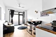 Modern Loft Courbevoie Quick Access to La Défense