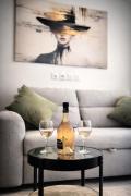 Center Nice, 10min beach, parking, terrace, direct tram