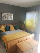 Cozy 2BR Mandeville Home w Kitchen & Bath