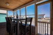 Top Oak Island