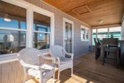 Top Oak Island