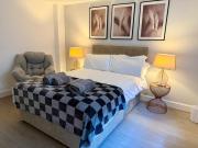 Newly Refurbished 2-BR Basement FamilyFlat