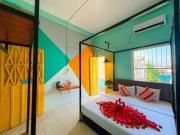 Social Backpacker Hostel & Rooftop Bar