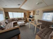 Sunnymede i15 Hot Tub - pet friendly, bed linen - Meadow Lakes Caravan & Lodge Hire