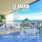 Le Marin, vue mer dexception avec balcon filant