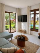 Hacienda Clavero Ten-Pool Apartment