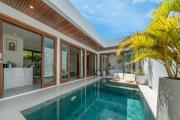 Modern 2BR Pool Villa, 5 Min to Canggu & Seminyak