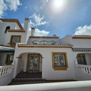 Comfortable Townhouse in Villamartín with Spacious Rooftop Terrace