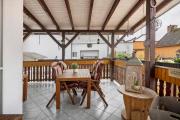 Familienhaus mit riesigem Garten