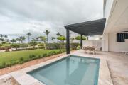 Apartment with pool and ocean view at Punta Palmera Ba5 Apartment with pool and ocean view at Punta Palmera Ba5