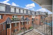 Bright and Spacious 3 Bedroom Townhouse