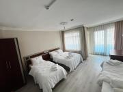 Dolphins Otel