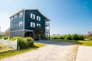 Sweet Retreat by Oak Island Accommodations