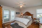 Top Oak Island