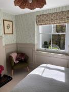 Pittville Garden Flat