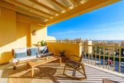 Calahonda Royale Seaview Suite - Happy Rentals