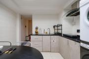 Budget friendly House for 10 Pax Centre District 1