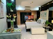 Incredible Makati Studio Unit w Stunning view & 65 TV