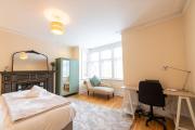Top Ealing