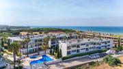 Beach & Swimming Pool - Elegance and Comfort