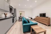 Stylish Modern City Center Flat