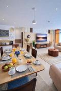 Stylish, Spotless 3BR Apartment Bright & Modern