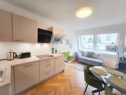 Central & Modern in Trendy Area l HG22