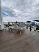 Heart of Down Town SDQ2dr Modern Apartment
