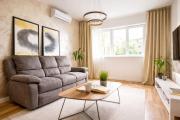 Chic Designer 2 BDR Central Apt Near Metro&Dining