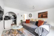 Fabulous Two Bed Apt in Heart of Chelsea - London