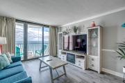 Palms Resort #1704