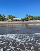 Habitaciones Playa Surf City Aire WiFi y Parqueo