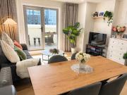 CBD 2BR 2Bath Penthouse 丨 2 Free Parking 丨Walk to Spark Arena