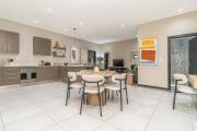 Contemporary New York living !