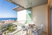 Sunny Ocean View Apartment with Large Rooftop Terrace & Pool Golf del Sur 81 m2
