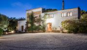Mas Santo 12-Bedroom Private Estate, Pool, 3km beaches