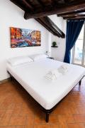 Elegant Stay - Corner to Trevi fountain